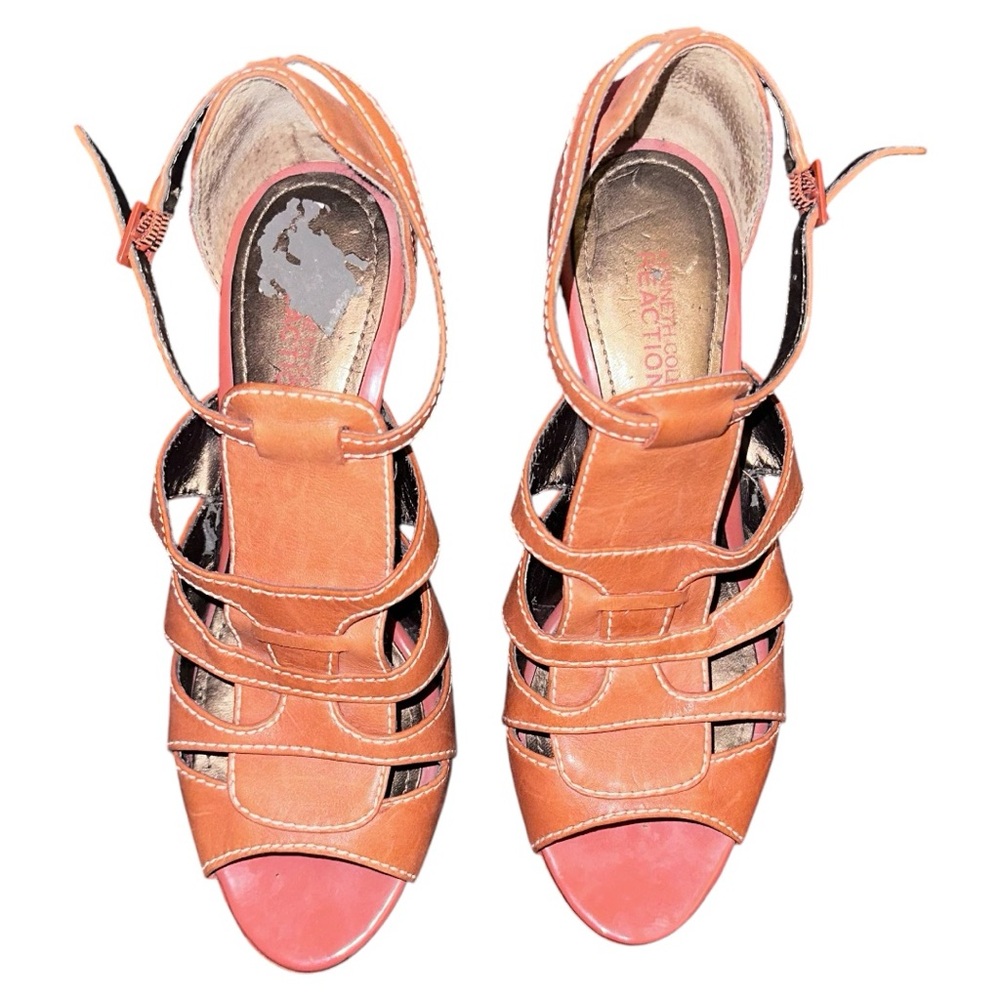 Kenneth Cole Reaction, salmon color leather heels. Size 7